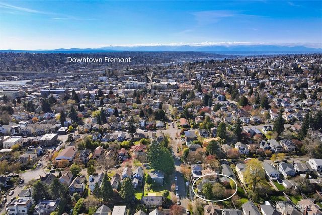 1910 N 38th Street, Seattle, WA 98103