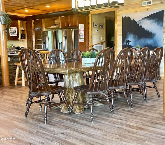720 Pinecrest Drive, Gatlinburg, TN 37738