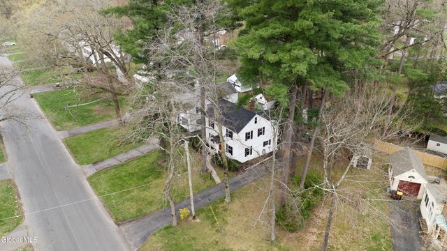 1575 Dean Street, Niskayuna, NY 12309