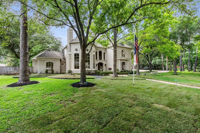 835 Echo Lane, Hedwig Village, TX 77024