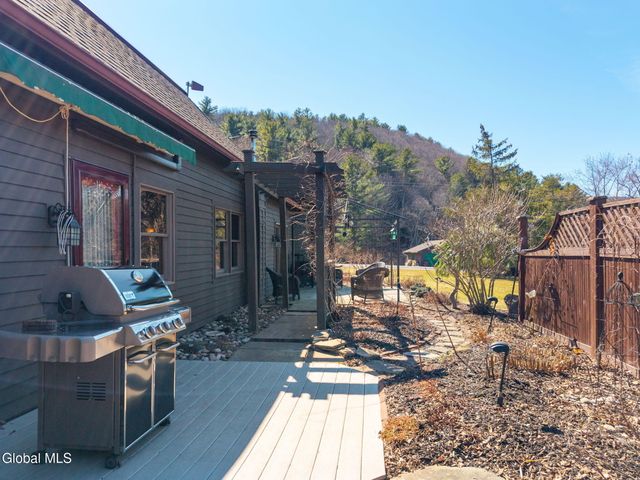 580 Ecker Hollow Road, Middleburgh, NY 12157