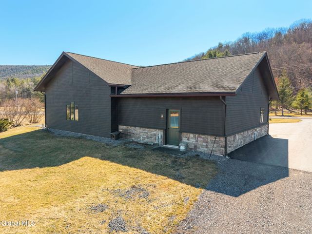 580 Ecker Hollow Road, Middleburgh, NY 12157