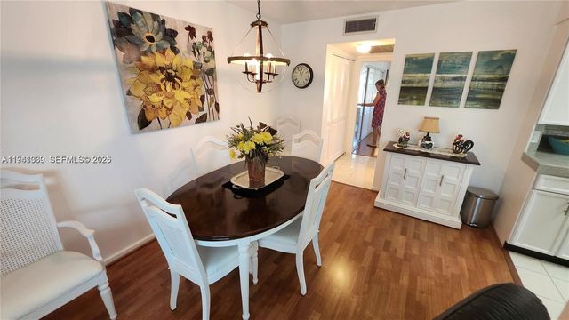 2112 Newport U 2112, Deerfield Beach, FL 33442