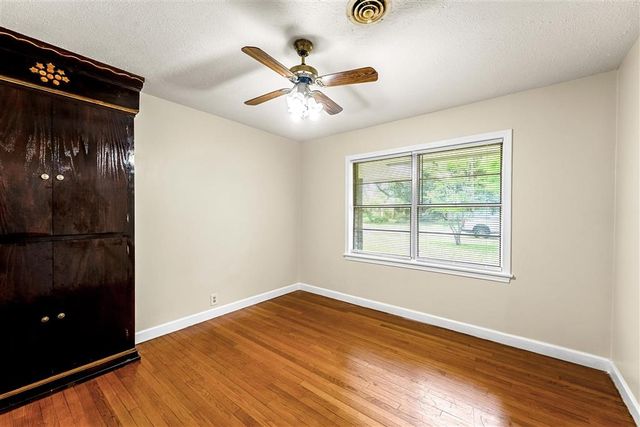 410 Washington St Street, Lake Charles, LA 70605