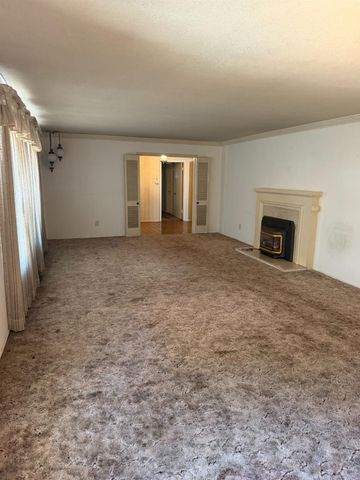 3754 Scottsdale Rd, Lodi, CA 95240