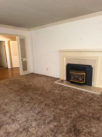 3754 Scottsdale Rd, Lodi, CA 95240