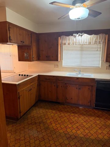 3754 Scottsdale Rd, Lodi, CA 95240