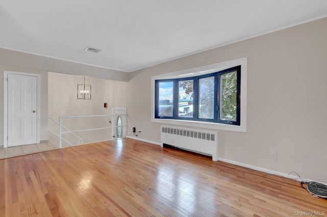 3273 5th Street, Oceanside, NY 11572