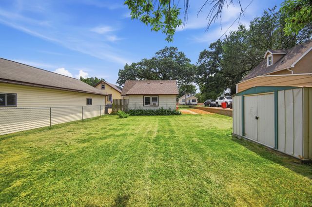 1119 2nd Street NE, Rochester, MN 55906