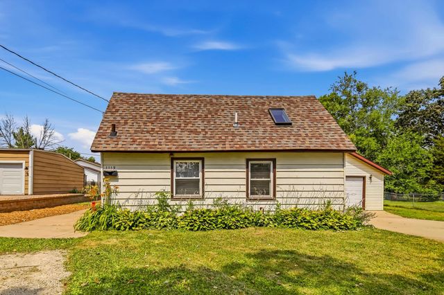 1119 2nd Street NE, Rochester, MN 55906