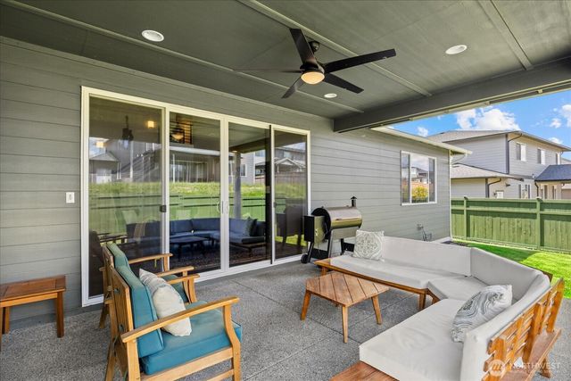 23145 65th Street E, Buckley, WA 98321