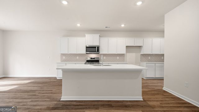 1308 Hollingsworth Way, Dacula, GA 30019