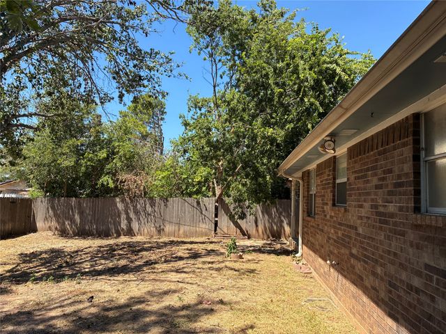 3406 NE 11TH Street, Mineral Wells, TX 76067