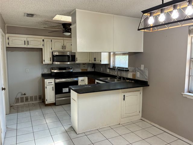 3406 NE 11TH Street, Mineral Wells, TX 76067