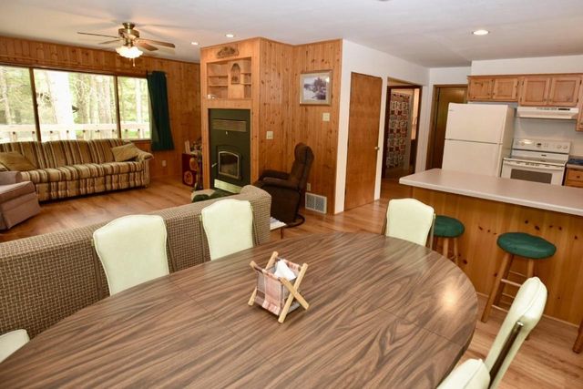 N1649 SPIRIT RIDGE ROAD, Keshena, WI 54135