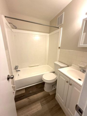 575 ALLENGROVE ST, Philadelphia, PA 19120
