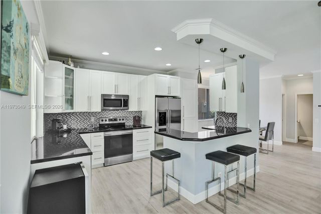 1462 Sabal Trl, Weston, FL 33327