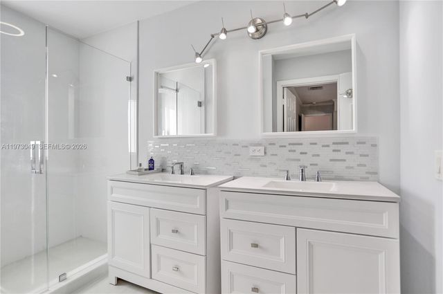 1462 Sabal Trl, Weston, FL 33327