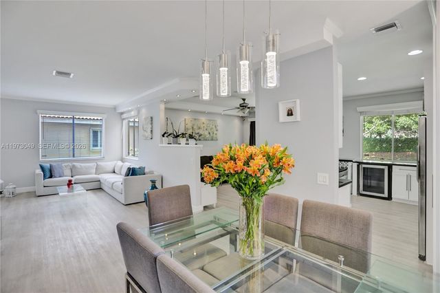 1462 Sabal Trl, Weston, FL 33327