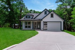 90 Piping Rock Place, Coldspring, TX 77331