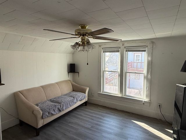 405 South Main Street, Fayette, IA 52142