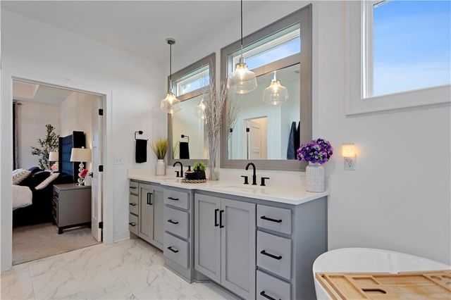 17104 Bradshaw Street, Overland Park, KS 66221