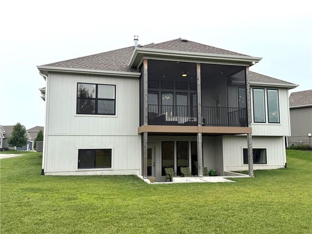 17104 Bradshaw Street, Overland Park, KS 66221