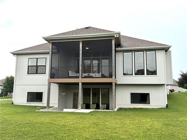 17104 Bradshaw Street, Overland Park, KS 66221