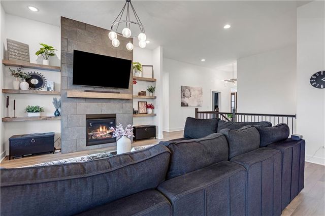 17104 Bradshaw Street, Overland Park, KS 66221