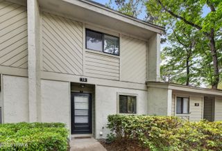 96 Mathews Dr Apt 19, Hilton Head Island, SC 29926