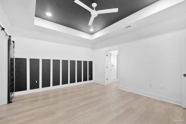 17 N L St, Pensacola, FL 32502