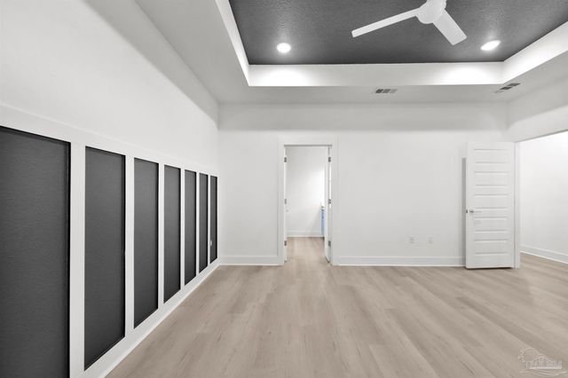 17 N L St, Pensacola, FL 32502