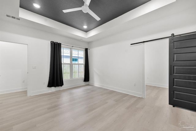 17 N L St, Pensacola, FL 32502