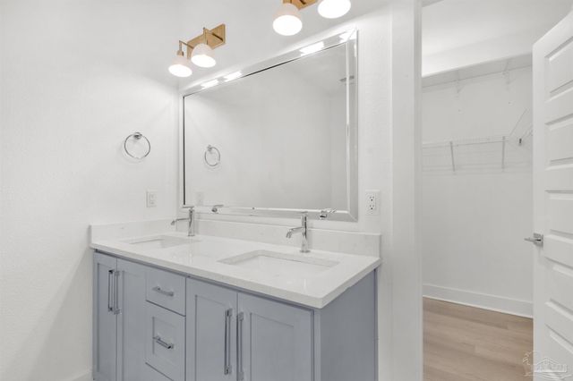 17 N L St, Pensacola, FL 32502