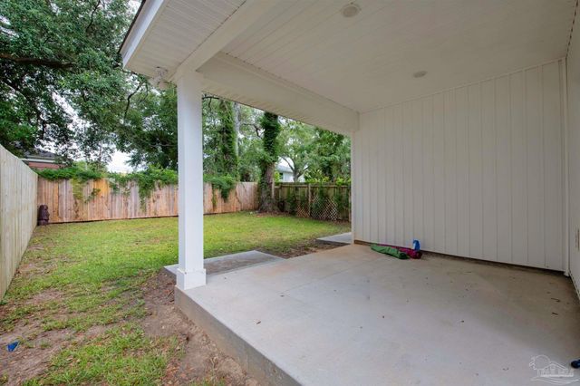 17 N L St, Pensacola, FL 32502