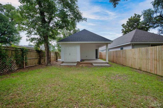 17 N L St, Pensacola, FL 32502