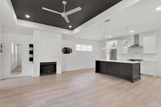 17 N L St, Pensacola, FL 32502