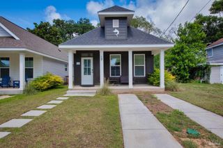 17 N L St, Pensacola, FL 32502