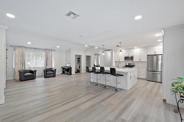 16338 Alexander Run, Jupiter, FL 33478