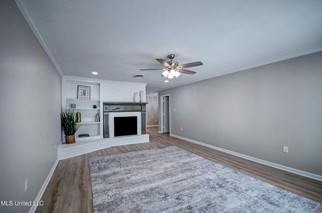 1201 Manchester Drive, Clinton, MS 39056