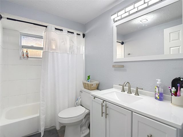 5913 APPLETREE ROAD, Holiday, FL 34690