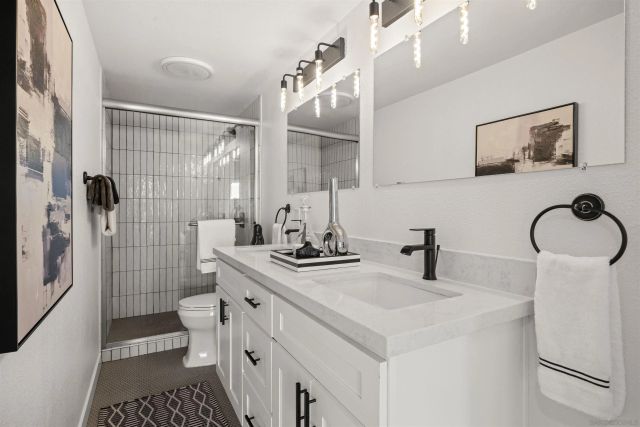 18664 Applewood 76, Huntington Beach, CA 92646