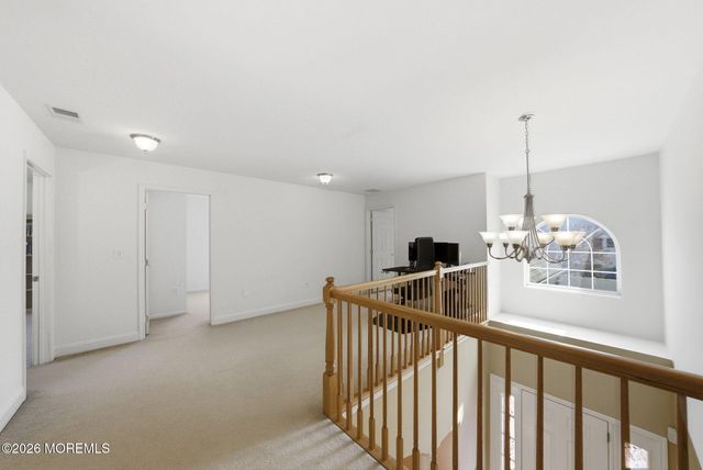 20 Royal Lane, Howell, NJ 07731