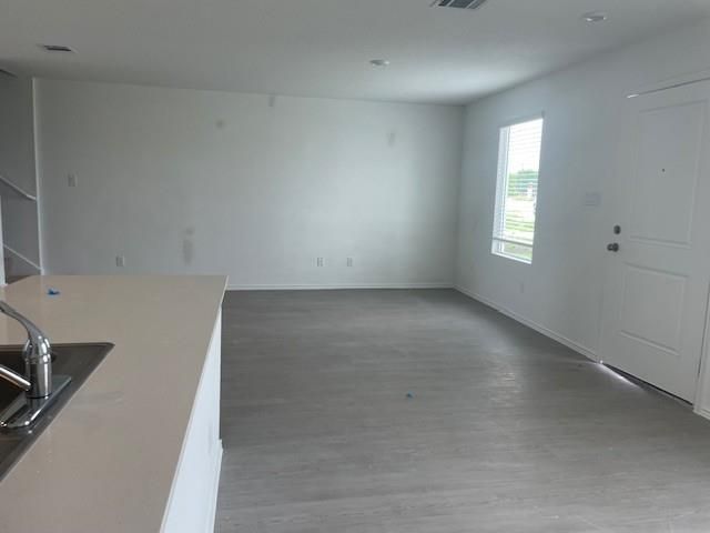 172 Ammolite LN, Maxwell, TX 78666