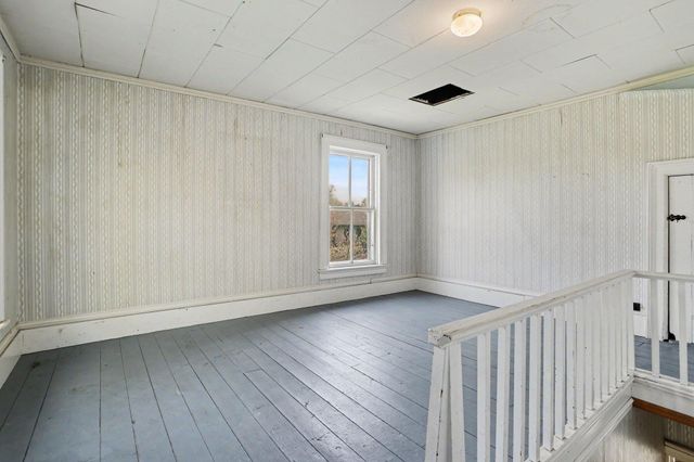 4360 Waldorf Road, Hope Twp, MI 49046