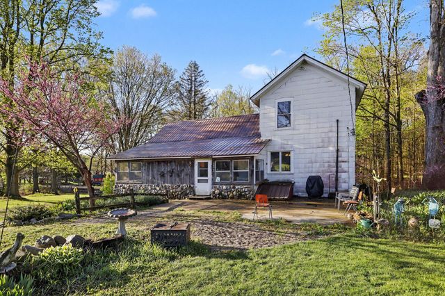 4360 Waldorf Road, Hope Twp, MI 49046