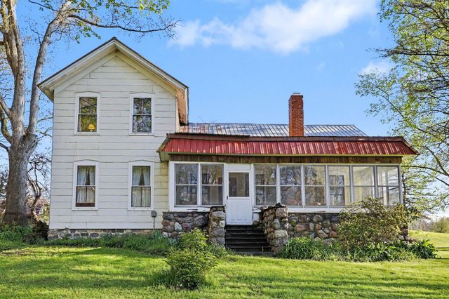4360 Waldorf Road, Hope Twp, MI 49046