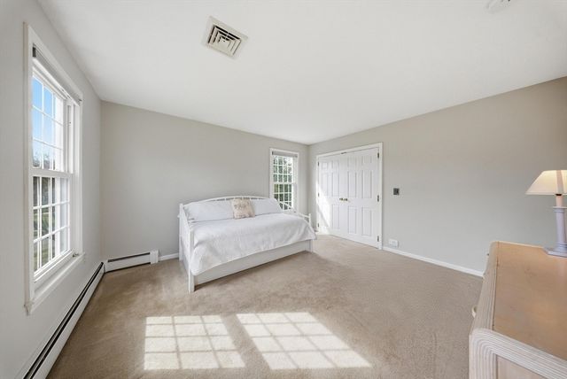 157 Rolling Meadow Dr, Holliston, MA 01746