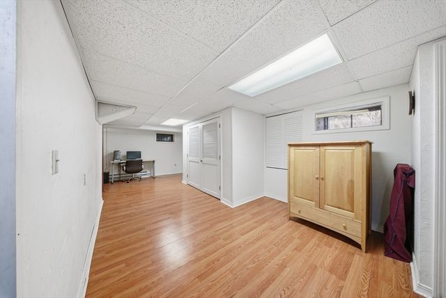 157 Rolling Meadow Dr, Holliston, MA 01746