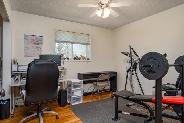 2372 E McAndrews Road, Medford, OR 97504